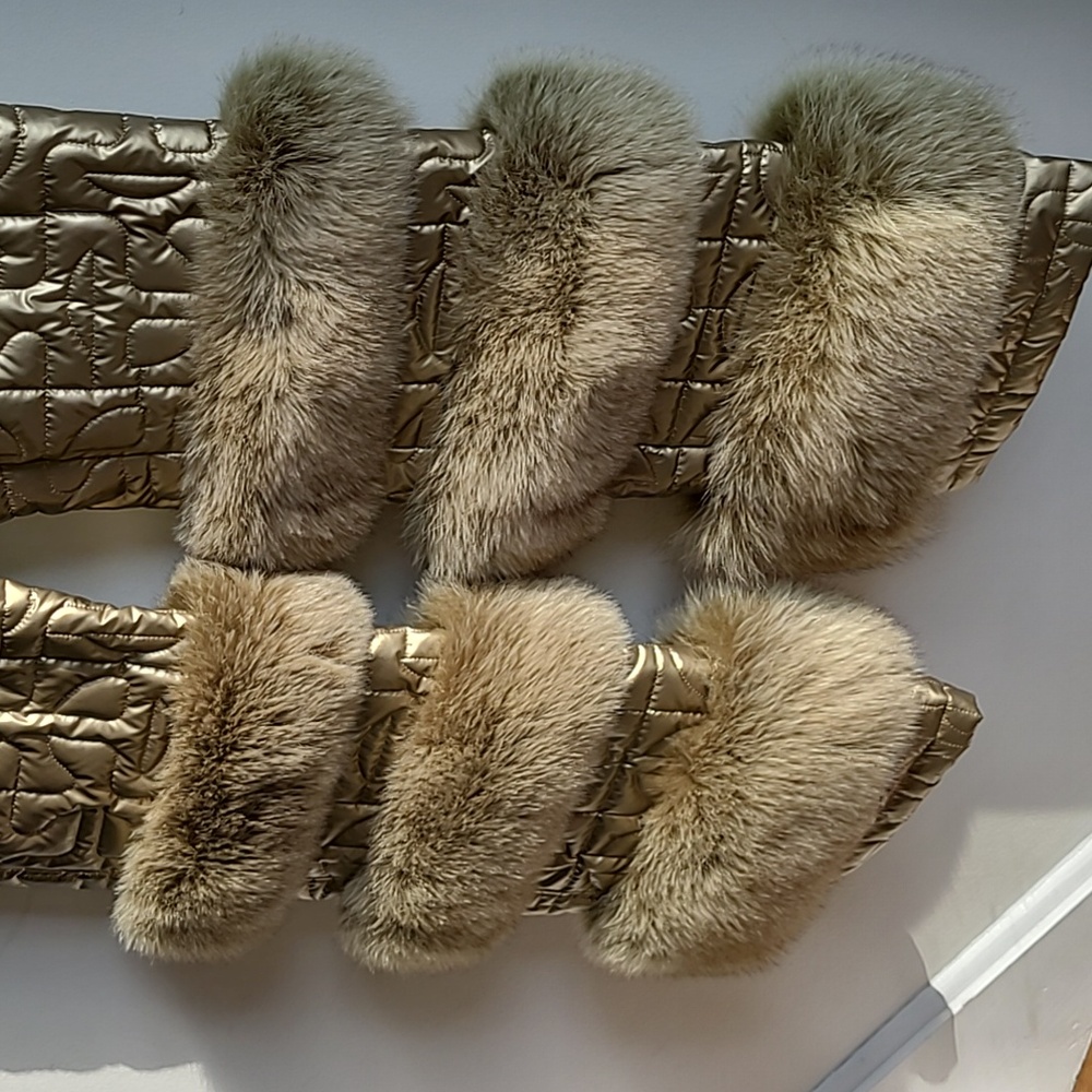 Moose Knuckles Metallic Gold Quilted Ski Pants with Fur Trim - Picture 10 of 13